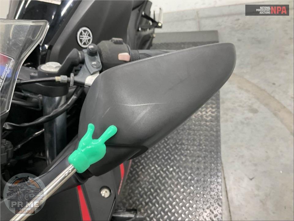 2017 Yamaha YZF-R3 — фото 32