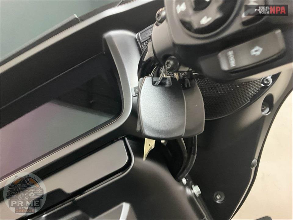 2025 Harley-Davidson FLHXU STEET GLIDE ULTRA — фото 11