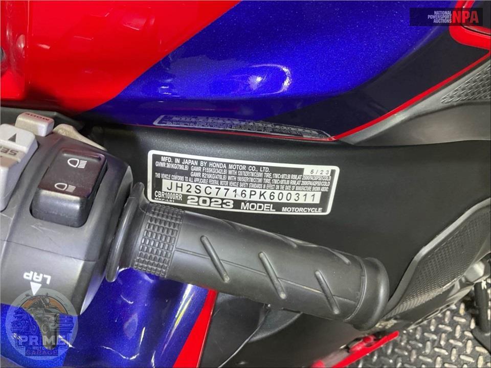 2023 Honda CBR1000RR — фото 34