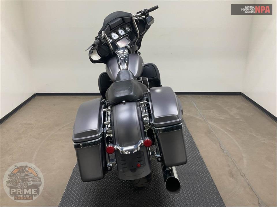 2016 Harley-Davidson FLHXS STREET GLIDE SPECIAL — фото 4
