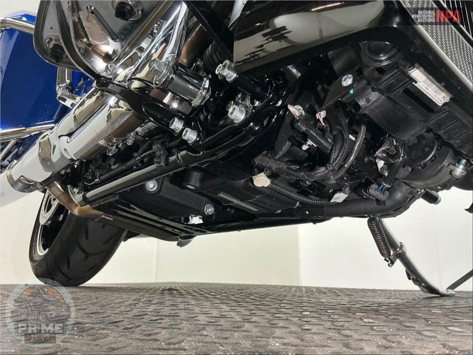 2025 Harley-Davidson FLHX STREET GLIDE — фото 12