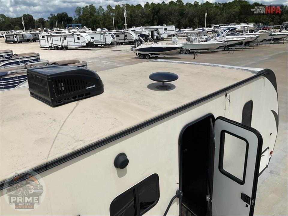 2019 Crossroads Rv M-32 FB - VOLANTE SERIES — фото 48