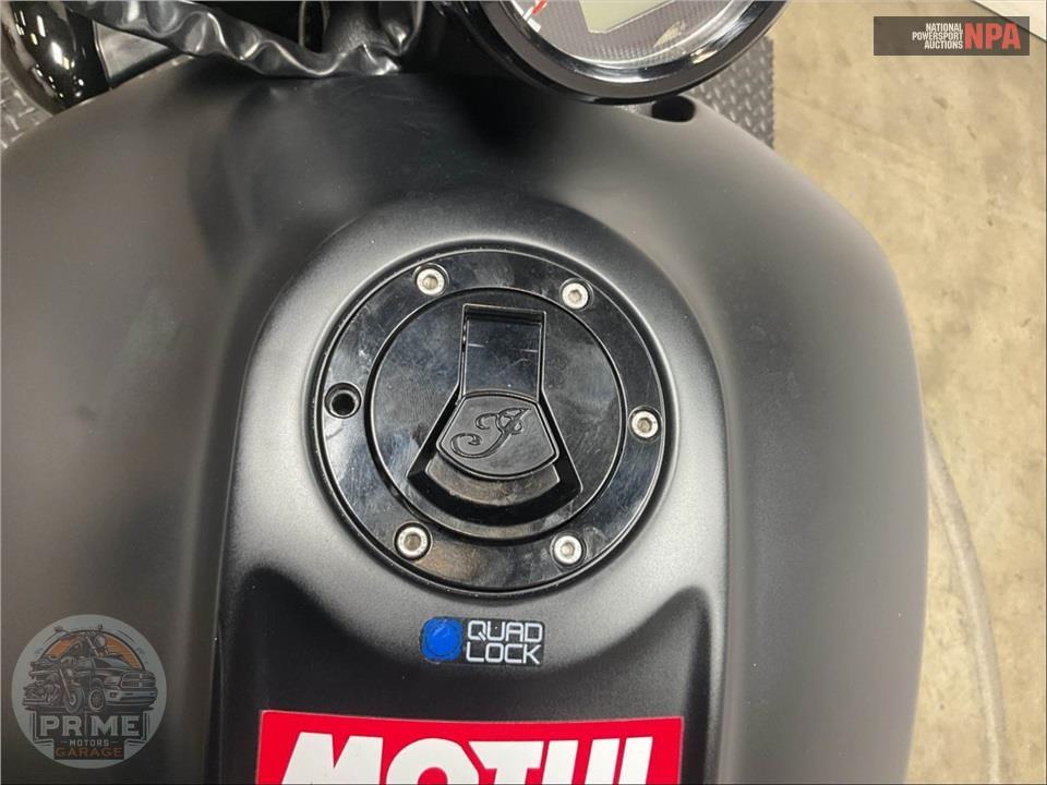 2021 Indian Motorcycle SCOUT BOBBER TWENTY (ABS, BLACK SMOKE) — фото 15