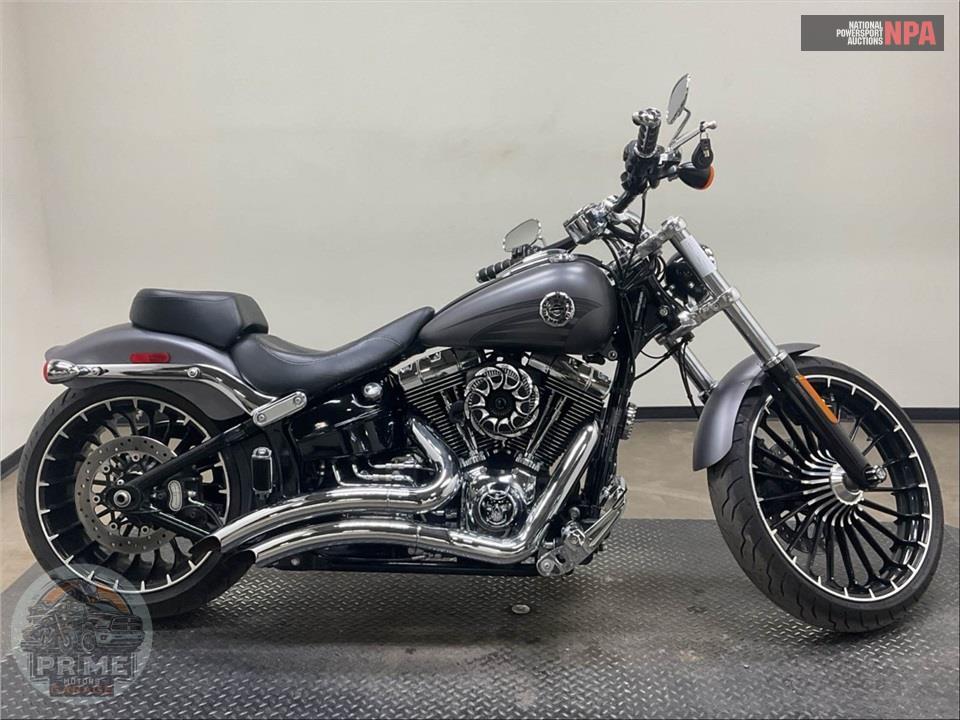 2017 Harley-Davidson FXSB BREAKOUT — фото 1