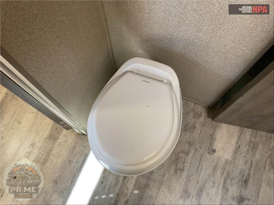 2018 Keystone Rv M-29 FK - SPRINTER CAMPFIRE EDITION SERIES — фото 17