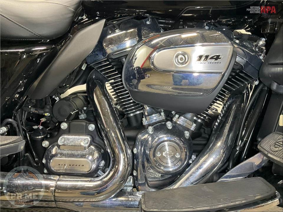 2022 Harley-Davidson FLHTCUTG TRI GLIDE ULTRA CLASSIC — фото 5