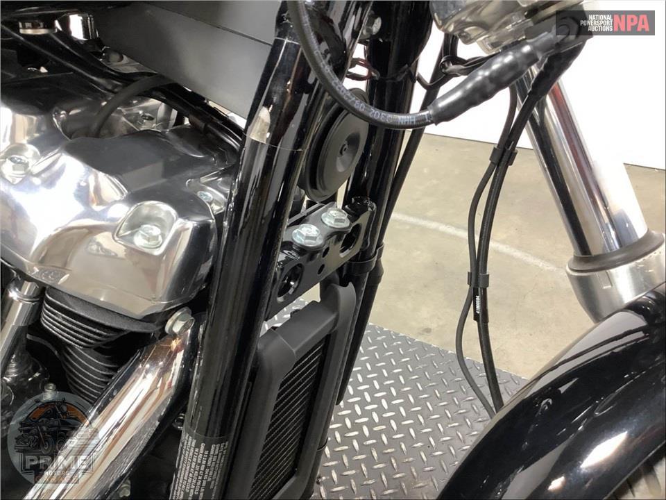 2023 Harley-Davidson FXST SOFTAIL STANDARD — фото 12