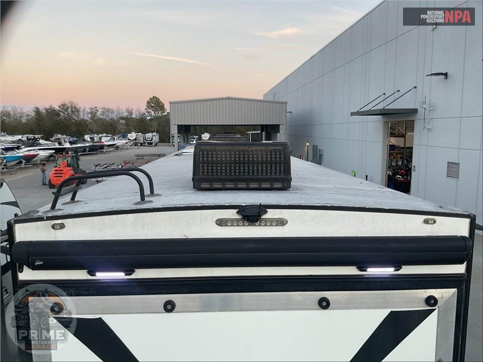2019 Voltage M-3655 - TOY HAULER TOY HAULER SERIES — фото 27