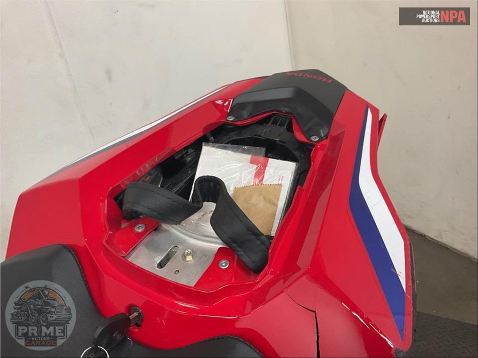 2024 Honda CBR1000RR ABS — фото 16