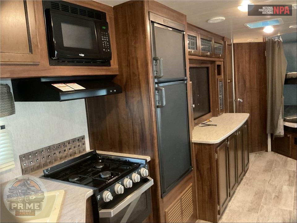 2019 Heartland Rvs M-312 - MALLARD SERIES — фото 7