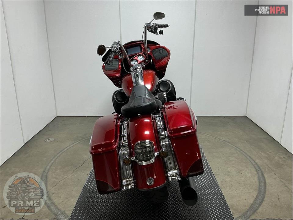 2015 Harley-Davidson FLTRUSE CVO ROAD GLIDE ULTRA — фото 4