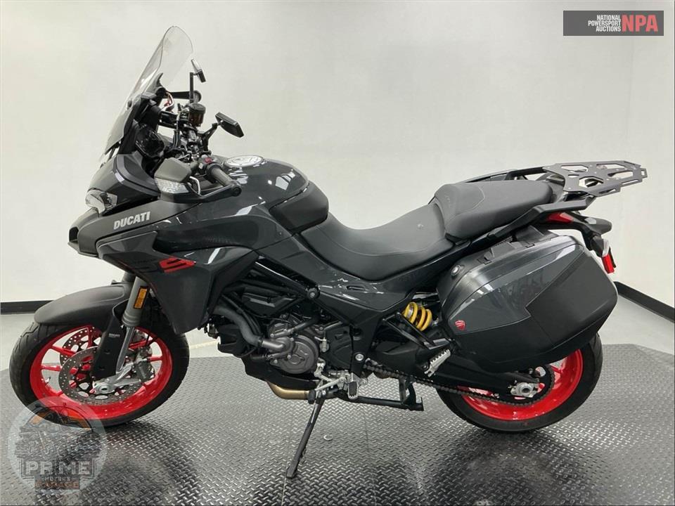 2023 Ducati MULTISTRADA V2 S — фото 3