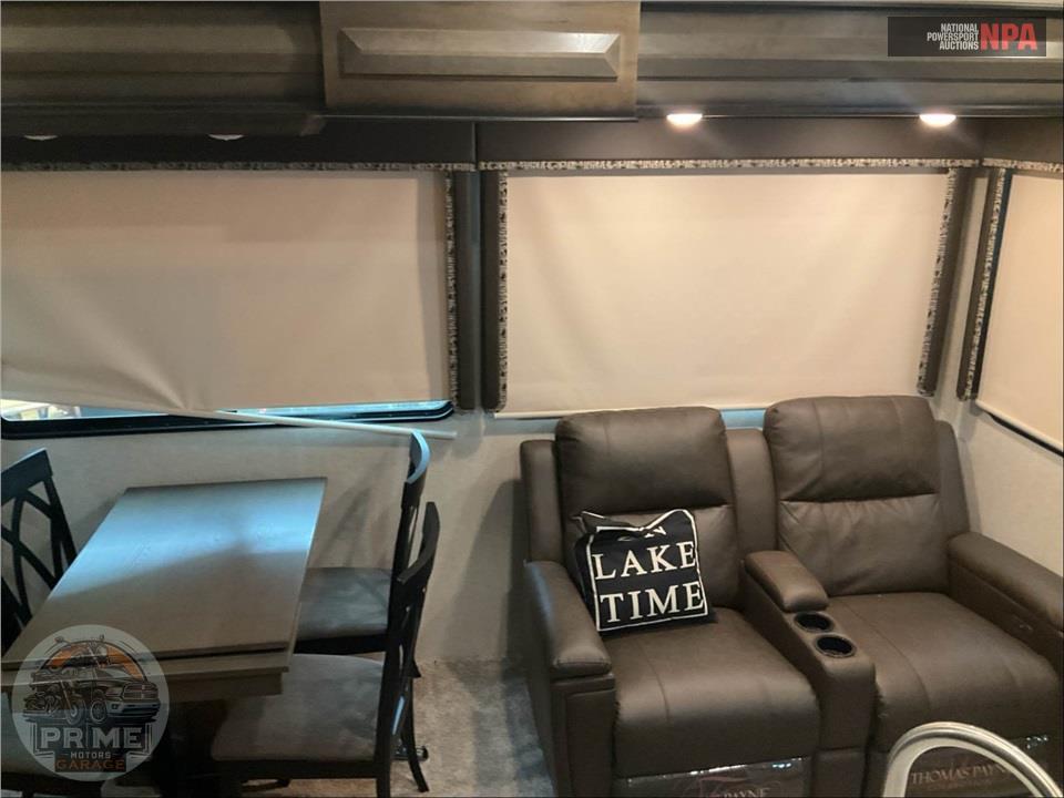 2019 Keystone Rv M-362 RD - MONTANA HIGH COUNTRY FIFTH WHEEL SERIES — фото 9
