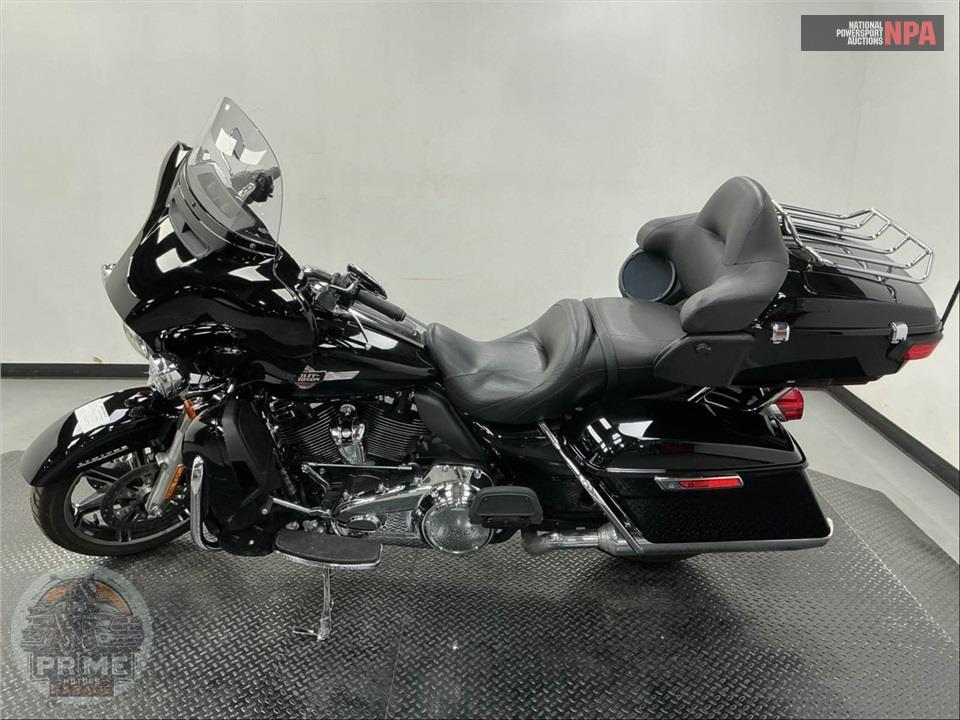 2023 Harley-Davidson FLHTK ELECTRA GLIDE ULTRA LIMITED — фото 3