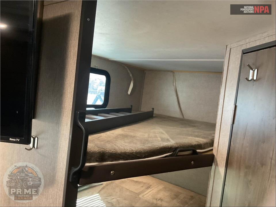 2019 Coleman By Dutchmen M-2125BH - LIGHT LX SERIES — фото 16