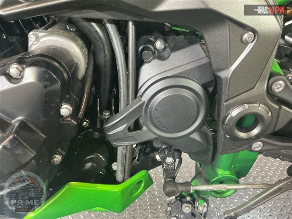 2024 Kawasaki Z900 SE — фото 10