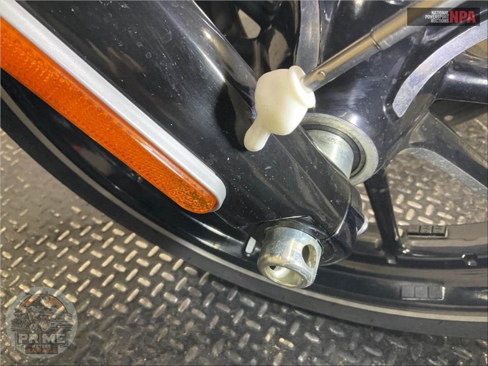 2015 Harley-Davidson FXSB BREAKOUT — фото 27