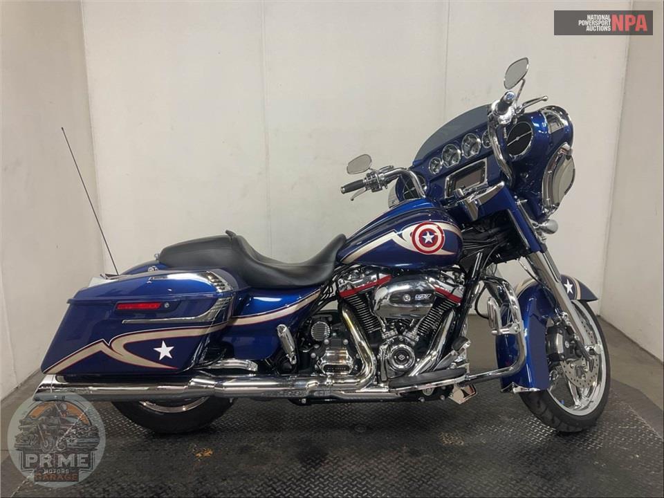 2017 Harley-Davidson FLHXS STREET GLIDE SPECIAL — фото 1