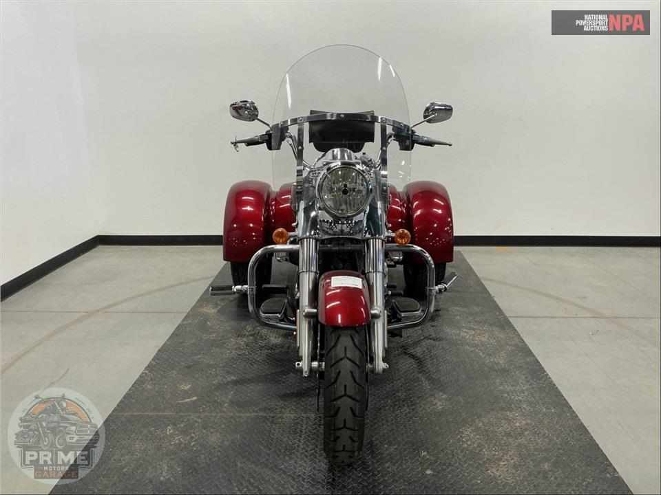 2016 Harley-Davidson FLRT FREEWHEELER — фото 2