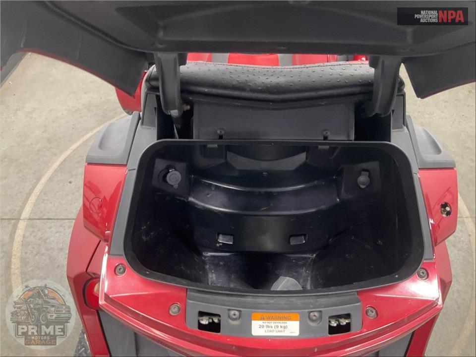 2015 Can-Am Spyder RT-S SM6 — фото 28
