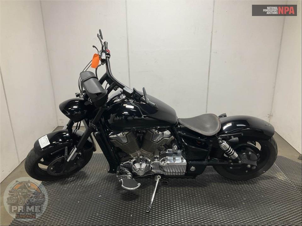 2002 Honda VTX1800C2 — фото 3