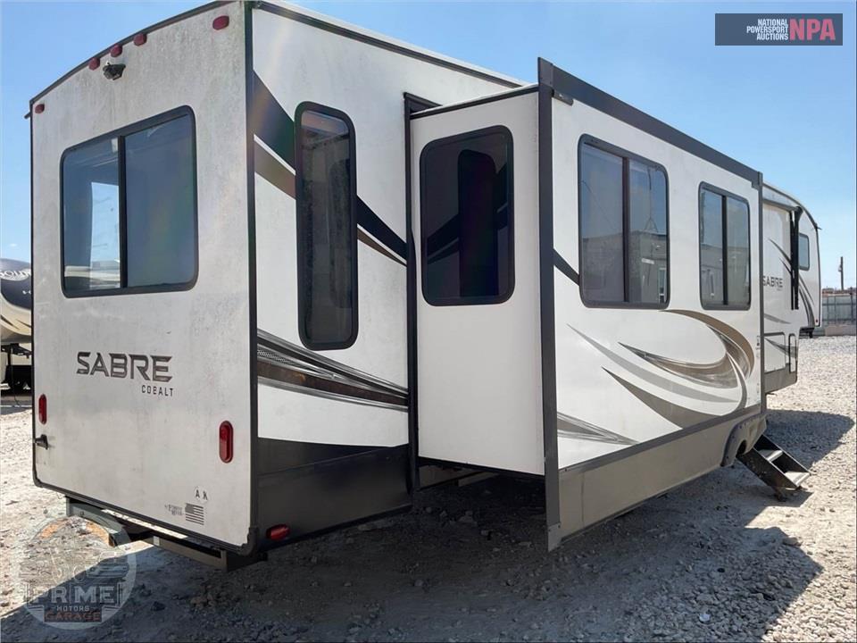 2021 Sabre By Forest River M-36BHQ - FIFTH WHEEL SERIES — фото 4