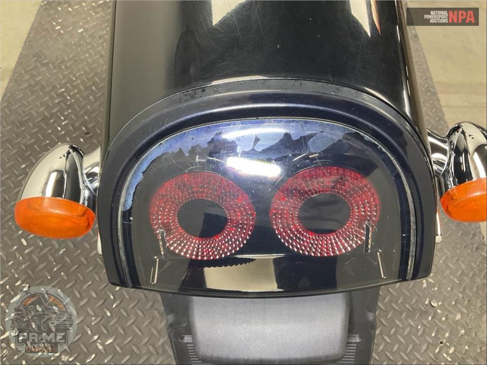 2017 Harley-Davidson FXDF-103 DYNA FAT BOB — фото 27