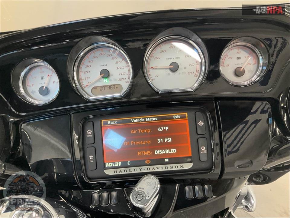 2016 Harley-Davidson FLHXS STREET GLIDE SPECIAL — фото 5