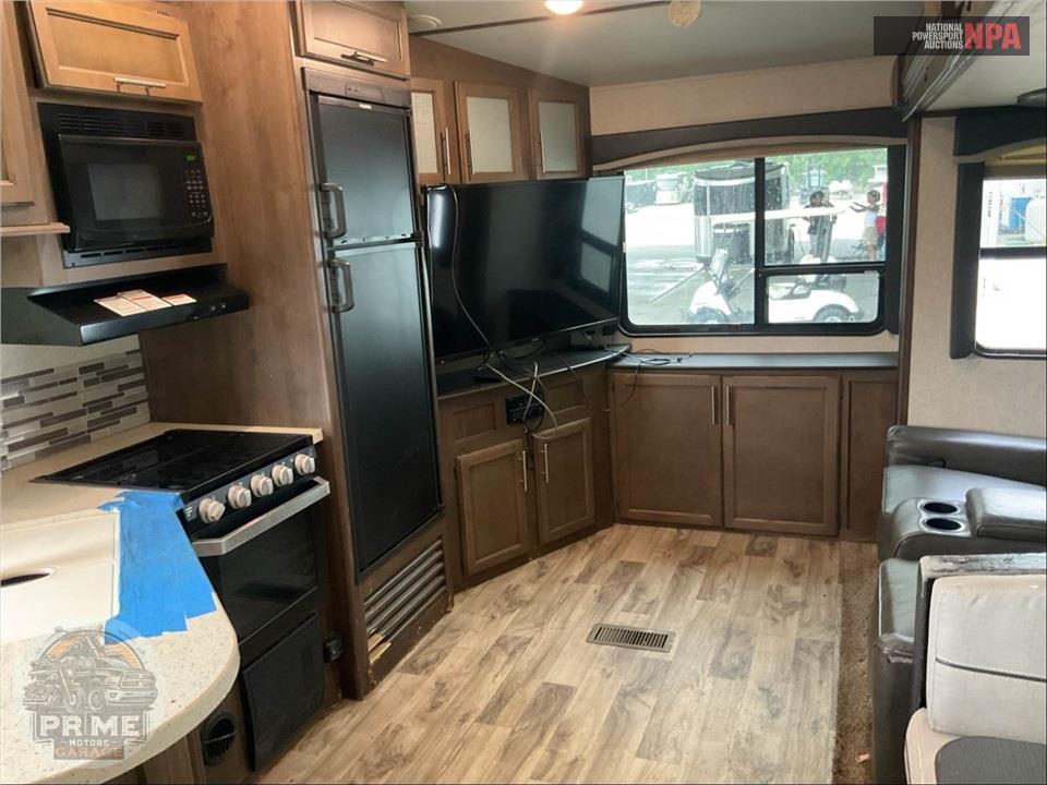 2019 Keystone Rv M-25 RES COUGAR FIFTH WHEEL SERIES — фото 7