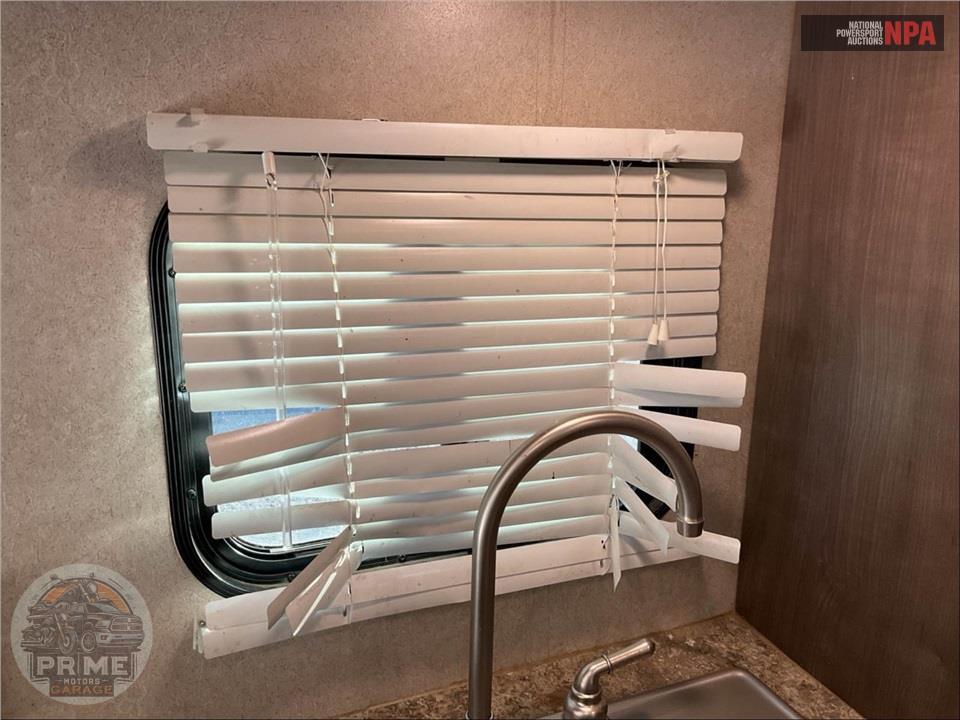 2019 Sunset Park Rv M-23WQBS - SUN LITE SERIES — фото 35