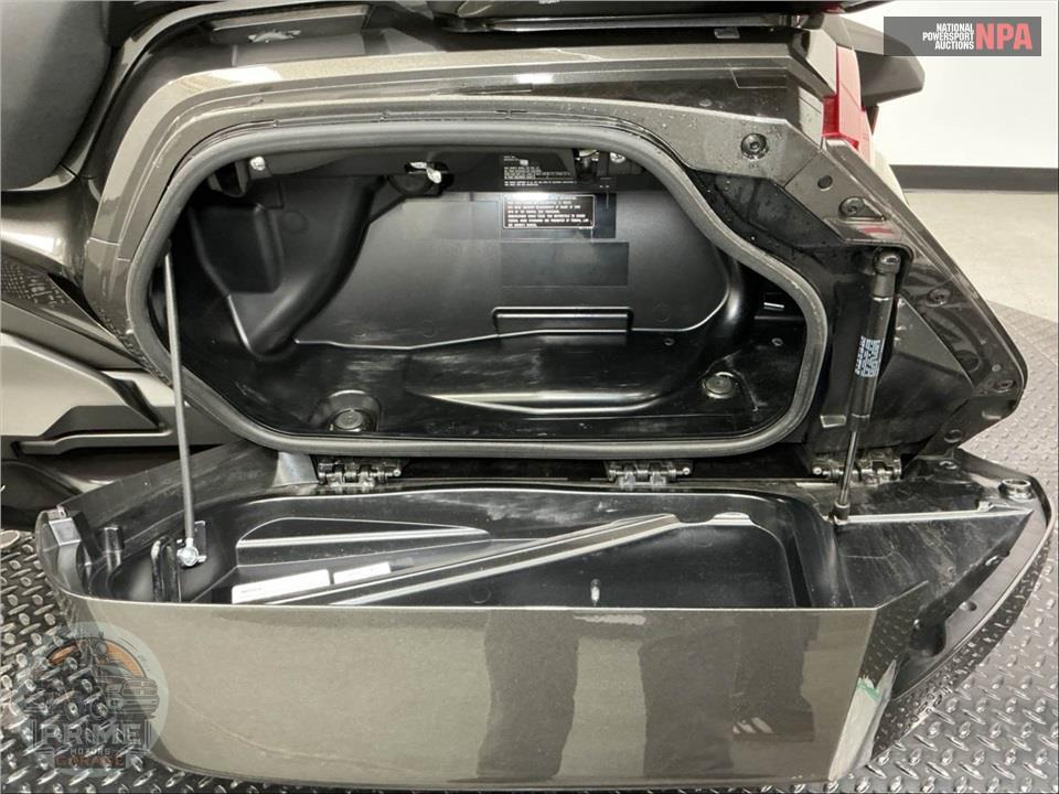 2024 Honda GL1800D GOLDWING TOUR DCT — фото 15