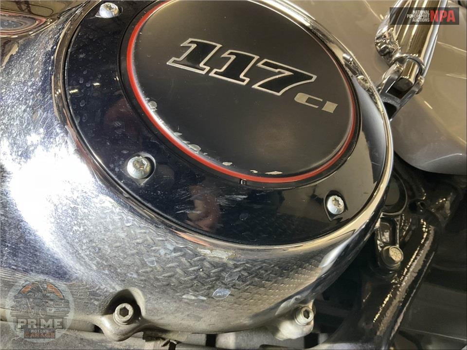 2019 Harley-Davidson FLHXSE CVO STREET GLIDE — фото 6