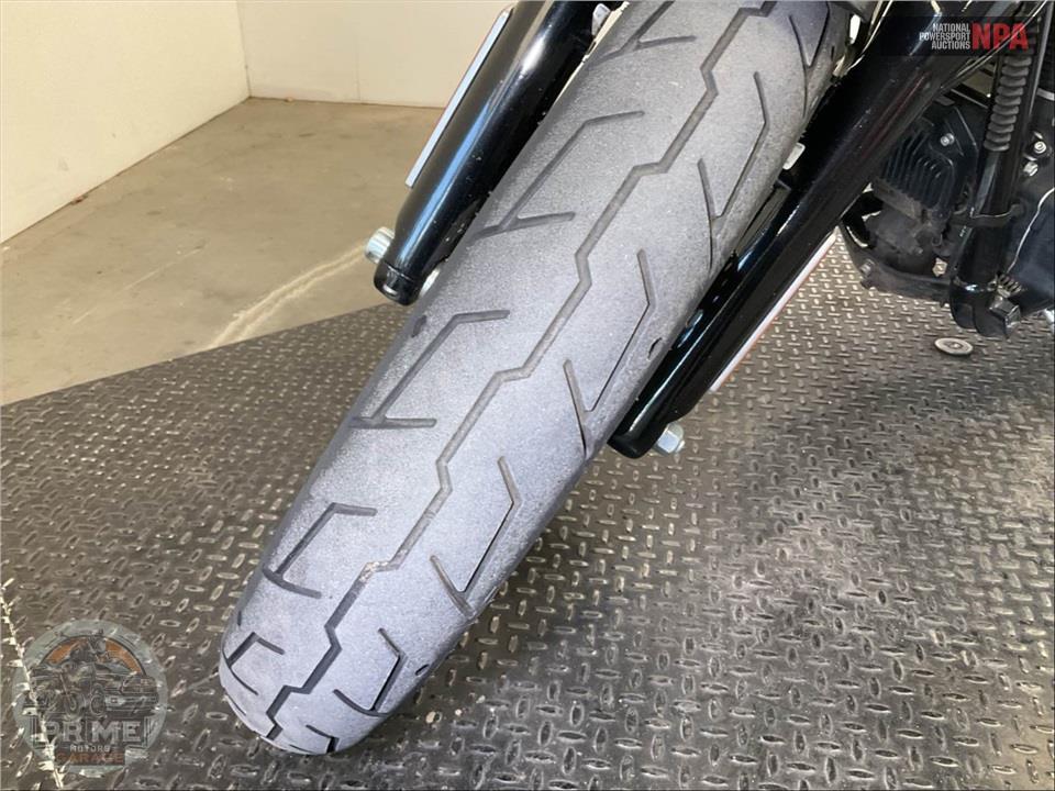 2016 Harley-Davidson FXDB STREET BOB — фото 24