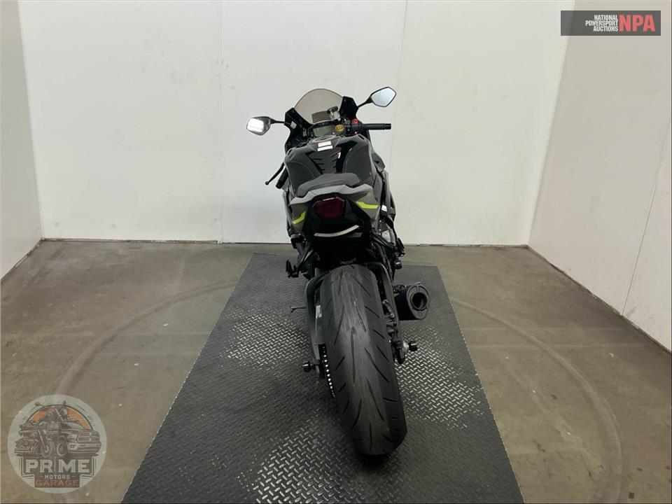 2023 Suzuki GSX-R1000RAM3 (ABS) — фото 4