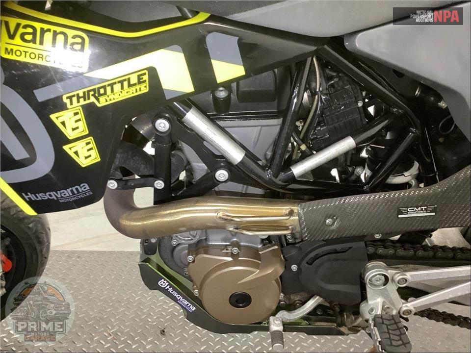 2023 Husqvarna 701 SUPERMOTO — фото 7