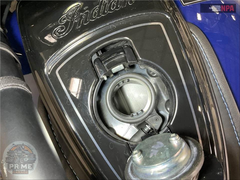 2025 Indian Motorcycle CHALLENGER DARK HORSE WITH 112 — фото 15