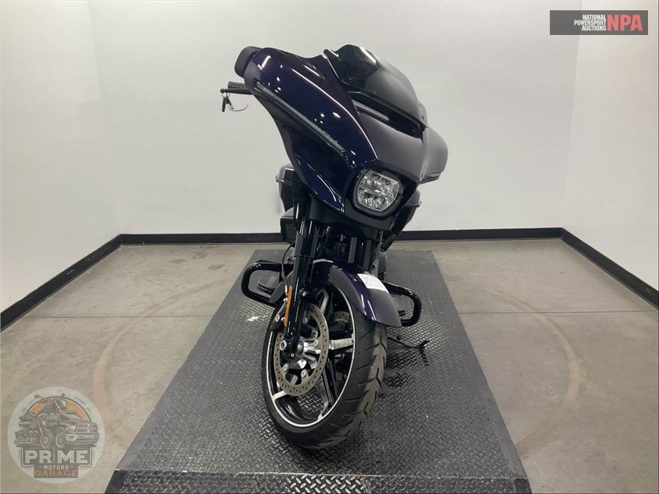 2025 Harley-Davidson FLHX STREET GLIDE — фото 2