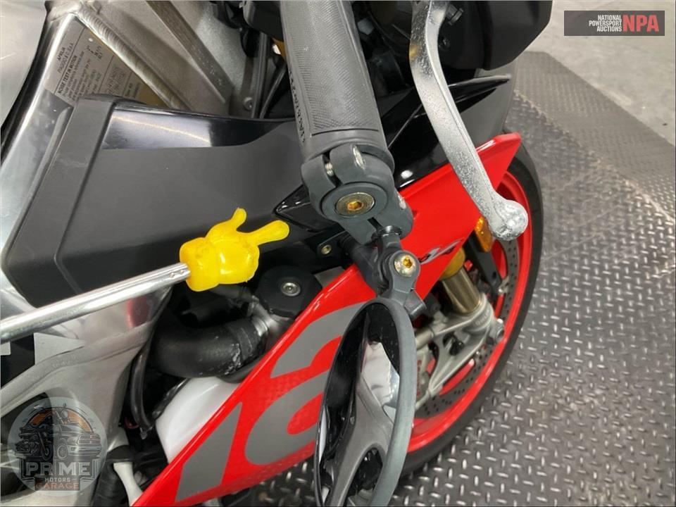 2018 Aprilia TUONO V4 1100 RR FACTORY — фото 21