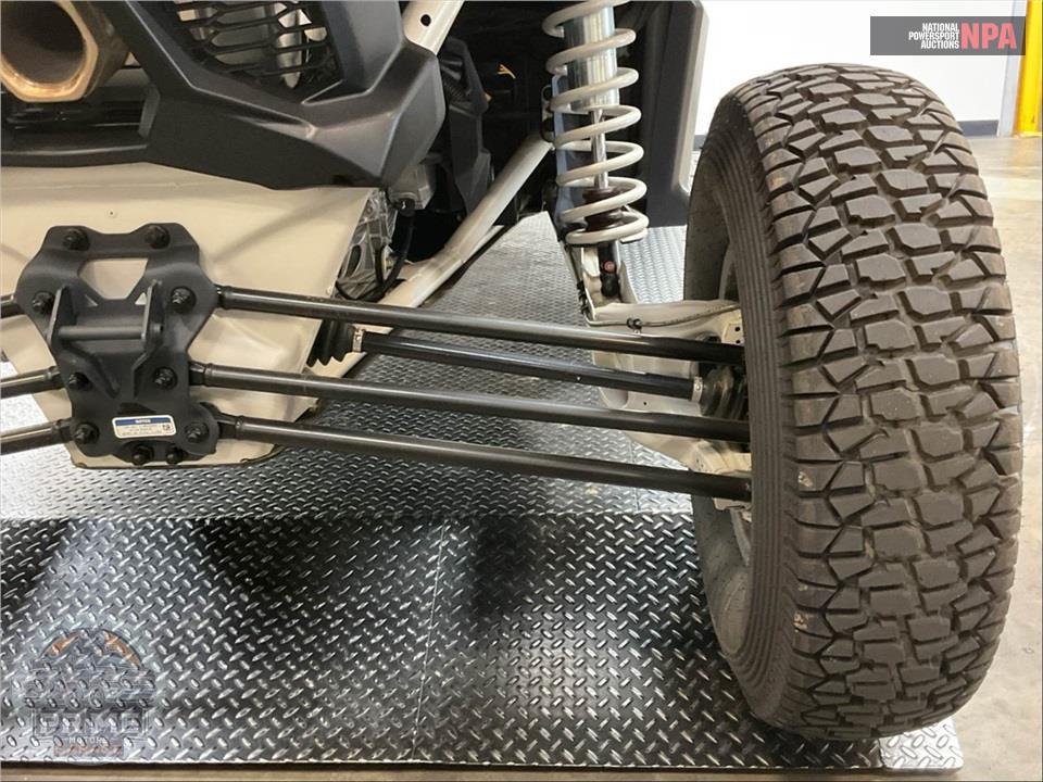 2023 Can-Am MAVERICK X3 MAX X RS TURBO RR 72 (BLUE/TAN/RED) — фото 29