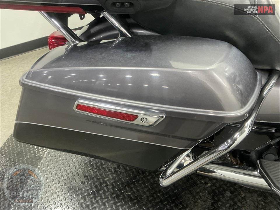 2014 Harley-Davidson FLHTK ELECTRA GLIDE ULTRA LIMITED — фото 29