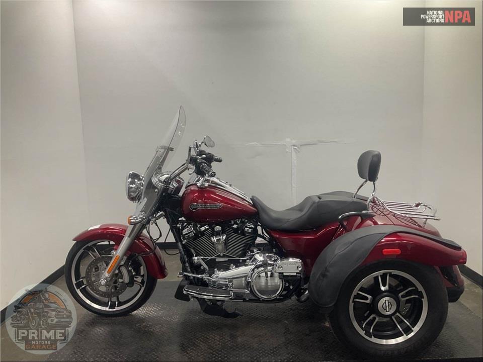 2017 Harley-Davidson FLRT FREEWHEELER — фото 3