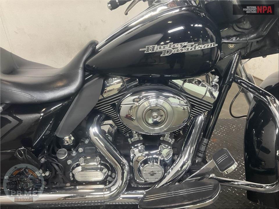 2012 Harley-Davidson FLHX STREET GLIDE — фото 6