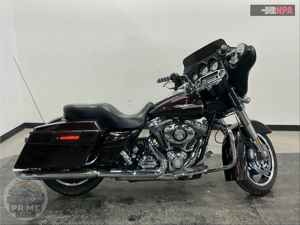 2011 Harley-Davidson FLHX STREET GLIDE — фото 1