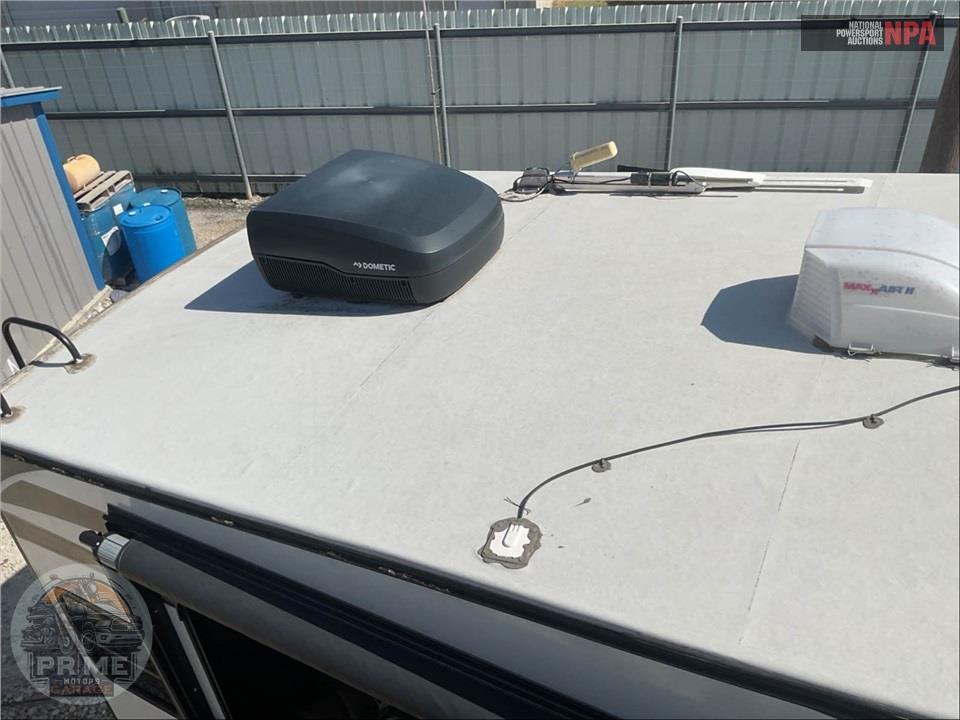 2018 Grand Design Recreational Vehicles M-230RL REFLECTION FIFTH WHEEL SERIES — фото 21
