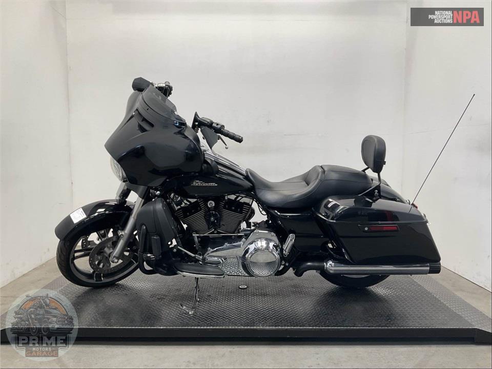 2016 Harley-Davidson FLHX STREET GLIDE — фото 3
