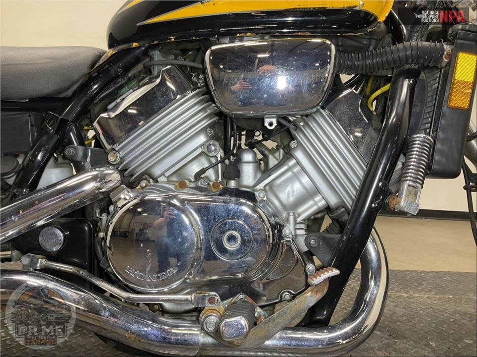 1997 Honda VF750C2V MAGNA DLX — фото 7