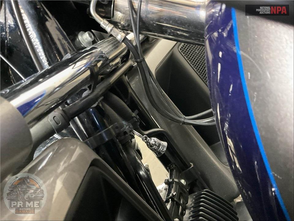 2017 Harley-Davidson FLHTKL ULTRA LIMITED LOW — фото 11