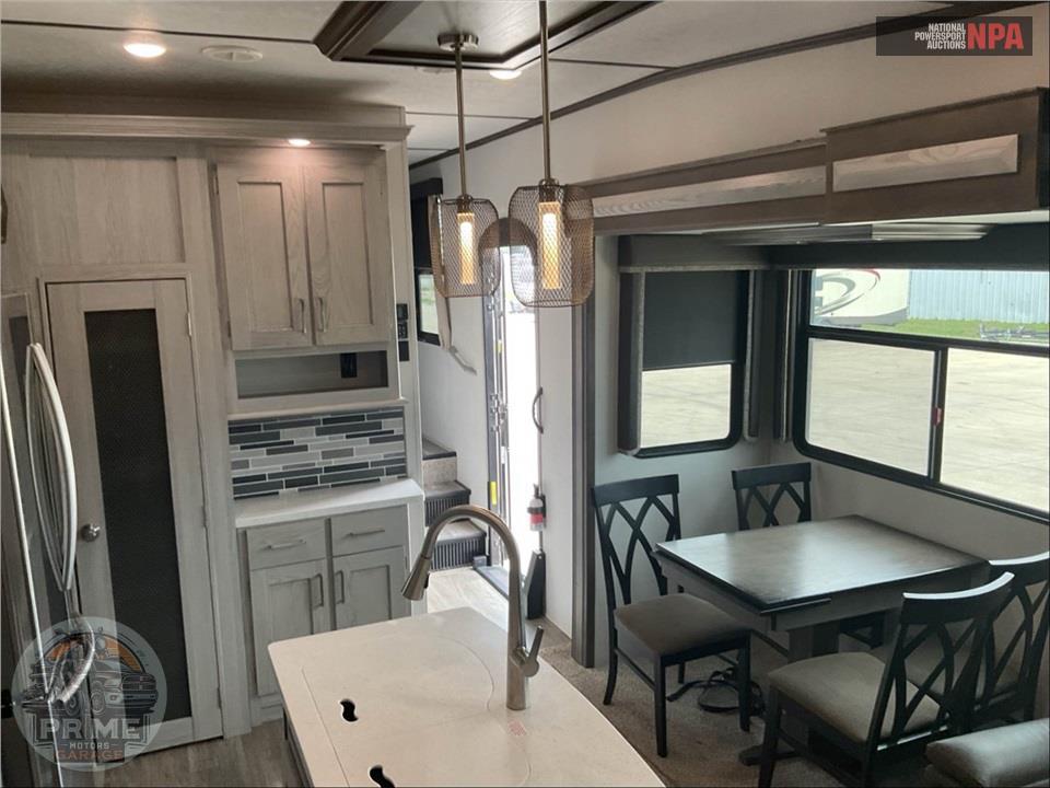 2020 Keystone Rv M-385 BR - MONTANA HIGH COUNTRY FIFTH WHEEL SERIES — фото 8