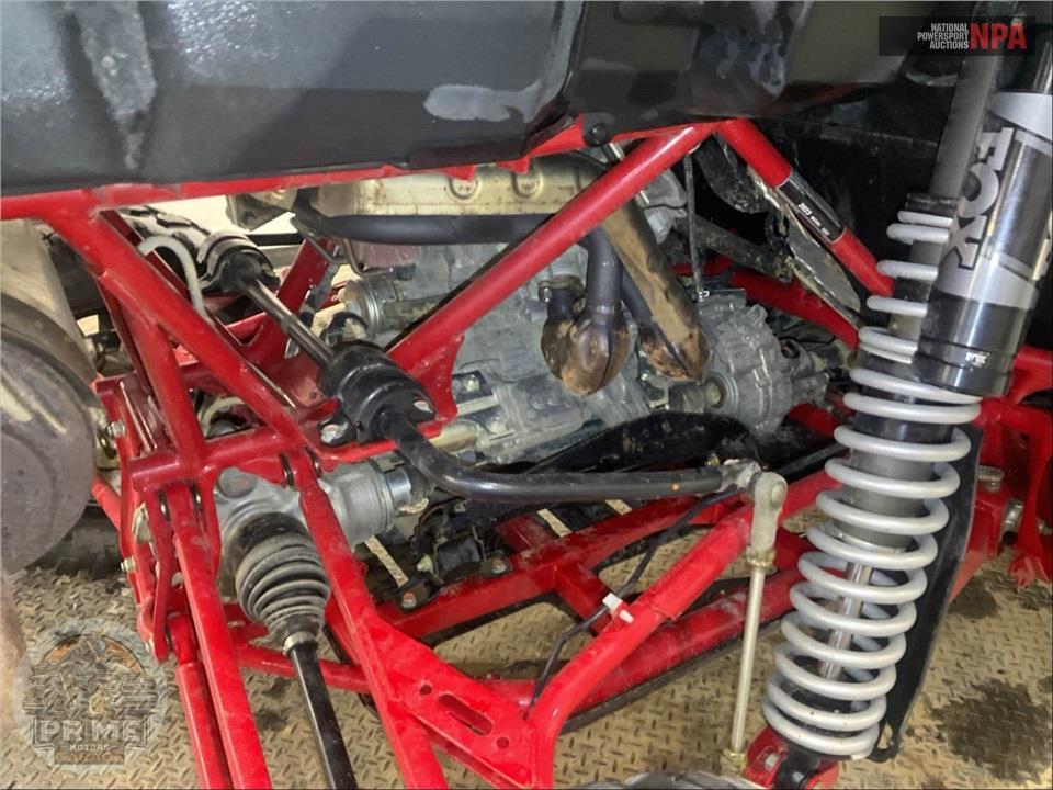 2023 Honda SXS1000S2R TALON 1000R FOX LIVE VALVE — фото 10