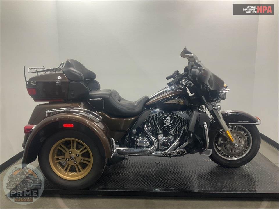 2013 Harley-Davidson FLHTCUTG TGLIDE UL CL ANN — фото 1